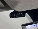 日産オリジナルドライブレコーダー(フロント+車室内)がついており、ナビ画面で確認することができます。