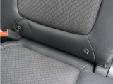 ◆ISOFIX◆シートベルトいらずでチャイルドシートと固定金具を連結するだけでガッチリ固定できます。