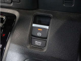 ◆オートブレーキホールド機能付き電子パーキングブレーキ◆ブレーキペダルを足から離しても停車状態を保ちます。アクセルを踏めば自動でブレーキが解除され、発進可能!