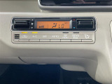 軽の看板が目印です!届出済 未使用車をお探しの方はこちらの看板を目印にお越しください。※似たような看板のお店がございますのでお間違えのないようご注意ください。