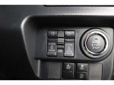 両側電動スライドドアはドアの直接操作以外にも運転席からのスイッチ操作やリモコン操作でも開閉が可能!狭い駐車場などでもドアの開閉が楽々・安心ですね!