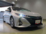LEDヘッドライトです。デザイン性がよくとても明るいので、夜間の走行や悪天候でも安心です。しかも長寿命!