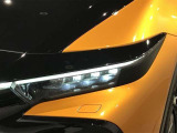 LEDヘッドライトです。デザイン性がよくとても明るいので、夜間の走行や悪天候でも安心です。しかも長寿命!