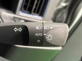オートライト機能 周囲の明るさに応じて、ヘッドランプを自動的に点灯・消灯ができます。