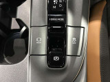 シフト連動パーキングブレーキ&オートブレーキホールド機能付きで運転が快適に&hellip;♪