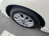 車体にぴったりの純正ホイールです。