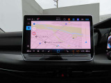 ディスカバーメディア搭載。「VW Connect」というeSIMが内蔵された画期的なシステムです。地図データなど自動で情報を更新することができるのが大きな魅力。なお、CD/DVD・TVは廃止されてます