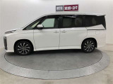 トヨタ自慢の&ldquo;まごとクリーニング&rdquo;を施工済!ボディーはもちろん、タイヤ・ホイールまで、ピッカピカ☆♪比べてください、自信があります!)