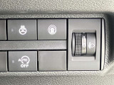 【ステアリングヒーター】スイッチONで冷えた手も温まるので、冬の運転にうれしい快適装備です★