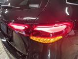人間工学をもとに設計されたメルセデス・ベンツのシートは、柔らか過ぎず長距離のドライブでも疲れにくい構造になっております。車の運転で腰に負担を感じられる方は是非一度お試しください。