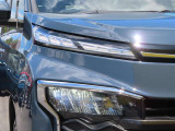 今や主流となってきました「LEDヘッドランプ」。消費電力も少なく、エコ走行に貢献します。コレが付いているだけで、優越感に浸れますよね。HIDに負けないくらい明るく安全です。