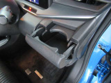 運転席用のドリンクホルダーです!