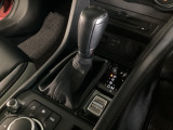 全てのトランスミッションのメリットを兼ね備えた理想的なAT、それがSKYACTIV-DRIVE(スカイアクティブドライブ)です。「滑らかな変速」「ダイレクト感あふれるシフトフィール」そして「低燃費」です!