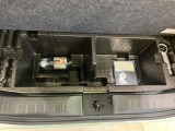 【ラゲッジルーム】実用性に優れた二段式ラゲッジル-ムでお荷物を別々に収納が可能♪♪