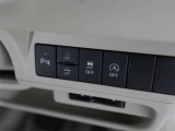 各操作スイッチなども使いやすい位置に配置されています!
