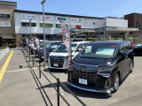 こちらは1F展示場です。40アル・ヴェルも続々入荷しております!!