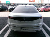 自動車保険も取り扱っております。この機会に保険を見直しましょう。