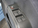 ◆パワーウィンドウスイッチ◆運転席から全席の窓の開閉操作を行うことが出来いつでも換気ができます!