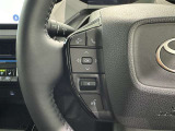 ステアリングスイッチ装備!運転しながら手元でオーディオの操作などができます。