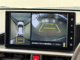 【バックモニター】 車庫入れの後方確認や、バックで駐車場に出入りの際等に後方を確認するのをお手伝いできます