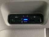 【ETC車載器】もはや必須アイテムのETCを搭載!高速道路のご利用時にとても便利!わずらわしい料金所での現金支払いが不要となりスムーズに通過できます♪