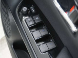 ◆パワーウィンドウスイッチ◆運転席から全席の窓の開閉操作を行うことが出来いつでも換気ができます!