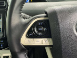 ステアリングスイッチ装備!運転しながら手元でオーディオの操作などができます。