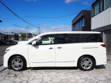 女性にも安心してお乗りいただけるよう、車内の清掃には特にこだわり、メーカー販売時の状態に近づける為に妥協は致しません!!