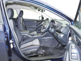 高品質カークリーニング 外装・内装、岐阜トヨペットの専門スタッフがシートもカーペットも綺麗に洗浄済み!プロの仕上げを是非ご確認ください。