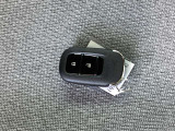 スマートキーが2本付いてきます