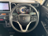 ハンドルの状態が悪いと運転に集中できませんよね。こちらの車、お気軽にお問い合わせください。