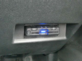 今の時代には必需品とも言えるETC。搭載車しか入れないスマートICも使えます。スムーズに、そして気軽に高速道路が使えますよ!ETC割も見逃せません!