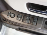 ◆パワーウィンドウスイッチ◆運転席から全席の窓の開閉操作を行うことが出来いつでも換気ができます!