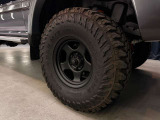 オプション:4x4 Engineering Service BRADLEY V 16インチホイール