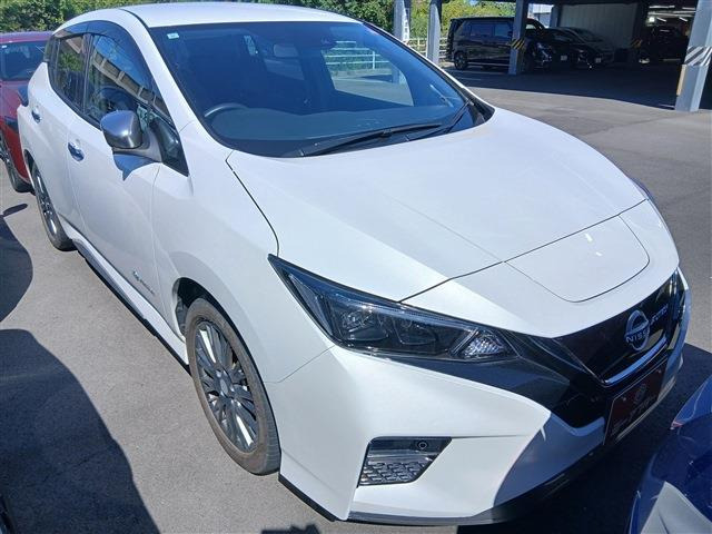 リーフ e+ AUTECH 禁煙車 純正9インチナビ フルセグ