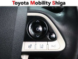 右側では、レーダークルーズコントロールなど運転支援系の操作が可能!