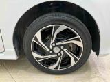 自動車保険もおまかせ下さい!保険資格をもったスタッフがお客様のニーズにあったプランをご提案させていただきます。