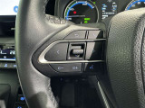 ステアリングスイッチ装備!運転しながら手元でオーディオの操作などができます。