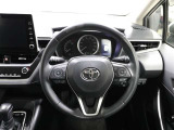 各操作スイッチなどもハンドルから手を放すことなく操作可能で安全運転に支援いたします!