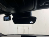 リバース連動型のバックカメラは、精度が良く、バックや縦列駐車もストレスなく止められます。カメラの性能も日々進化しており画質には私たちも驚かされます。ぜひ実車でのご確認をお願い致します!
