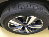 235/55R19夏タイヤを装着しています