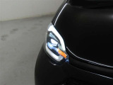 消費電力が少なく長寿命のLEDヘッドランプを装備しております。
