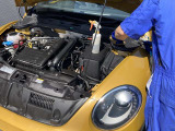 納車前にはエンジンルームからボディー、内装と隅々までしっかりとクリーニングを施工致します。