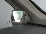 ◆ピタ駐ミラー◆左前の死角を軽減する補助ミラーを装備!細い道や車庫入れの時に役立ちます。