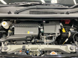 エンジンルームもクリーニング済みできれいですよ。日産の整備士がしっかりと丁寧に点検していますので安心してお乗りいただけます