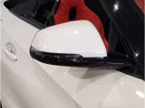 【BMWミラー】視認性の高いスタイリッシュなミラー。自動防眩機能も付いており夜間のドライビングをサポートします。