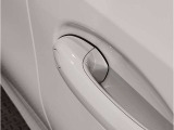 【お問合せ】ネットでのお問合せの際に、装備品や傷などの気になる箇所の写真をメールにてお送りいたします。また、Facetimeを通してオンラインにて商談することも可能でございますので、ぜひご活用下さいませ。