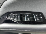 自動車保険☆JAF☆ディーラーオプション取り付け☆タイヤ☆ナビ☆ETC☆板金☆お車のことなら何でもご相談下さい♪