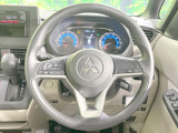 【ステアリングスイッチ】運転中、前方から目線をそらすことなく、オーディオ等の操作が可能な便利機能!安心&快適なドライブを演出してくれます♪