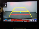 狭い駐車場や立体駐車場などもリアルに映るバックガイドモニター付でラクラク駐車♪